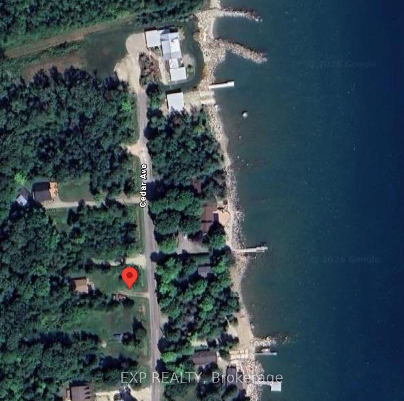 Cedar Avenue in Meaford · Meaford — photo 3