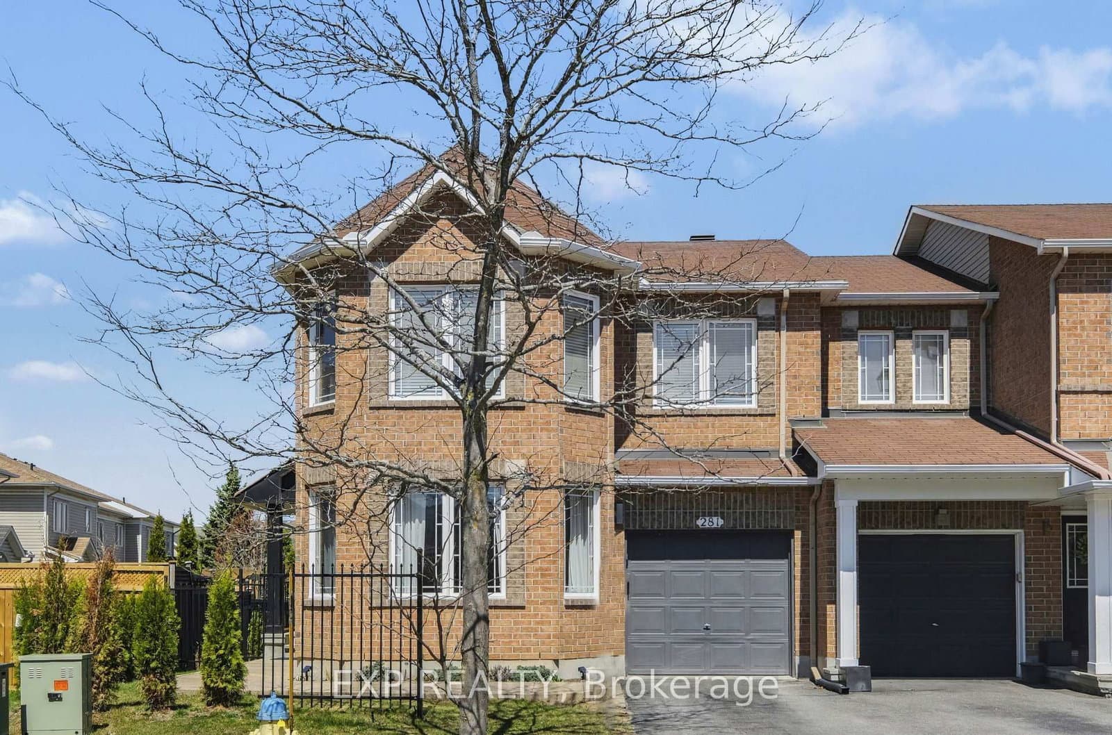 Sorento Street in Ottawa · Barrhaven - Strandherd — photo 2