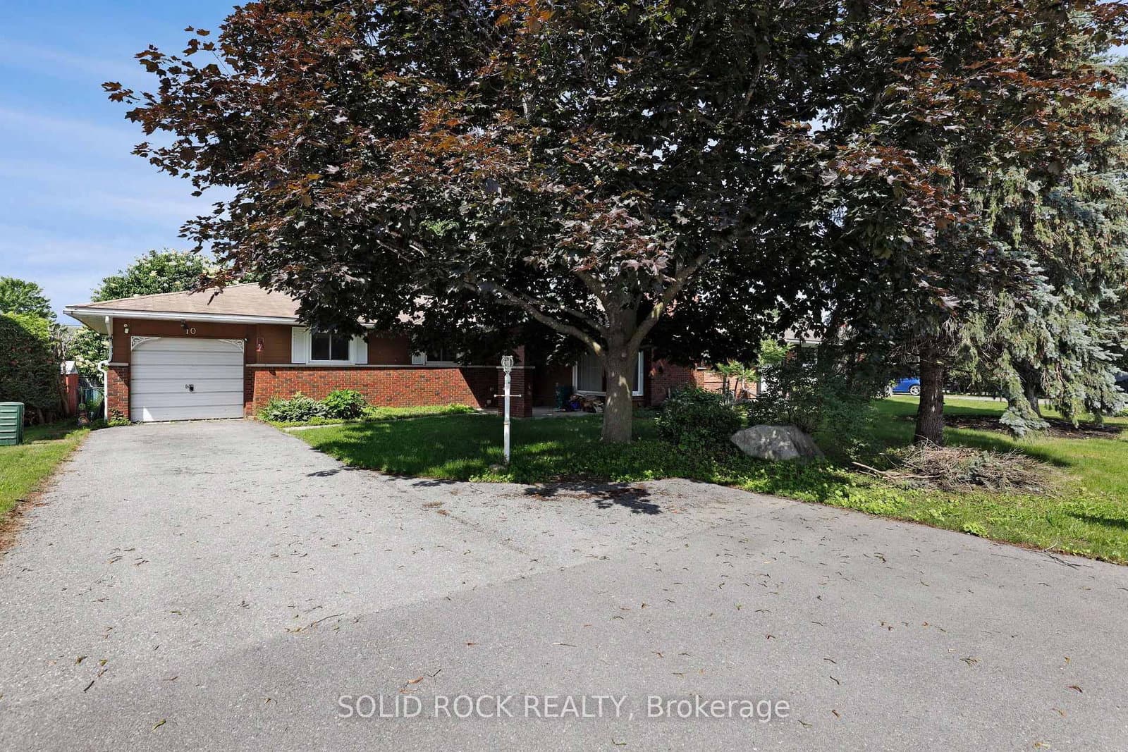 Orr Street in Barrhaven · Pheasant Run — photo 2