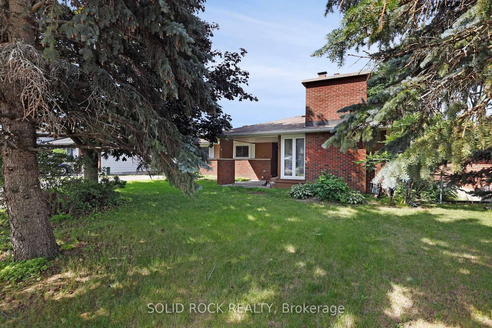 Orr Street in Barrhaven · Pheasant Run — photo 3