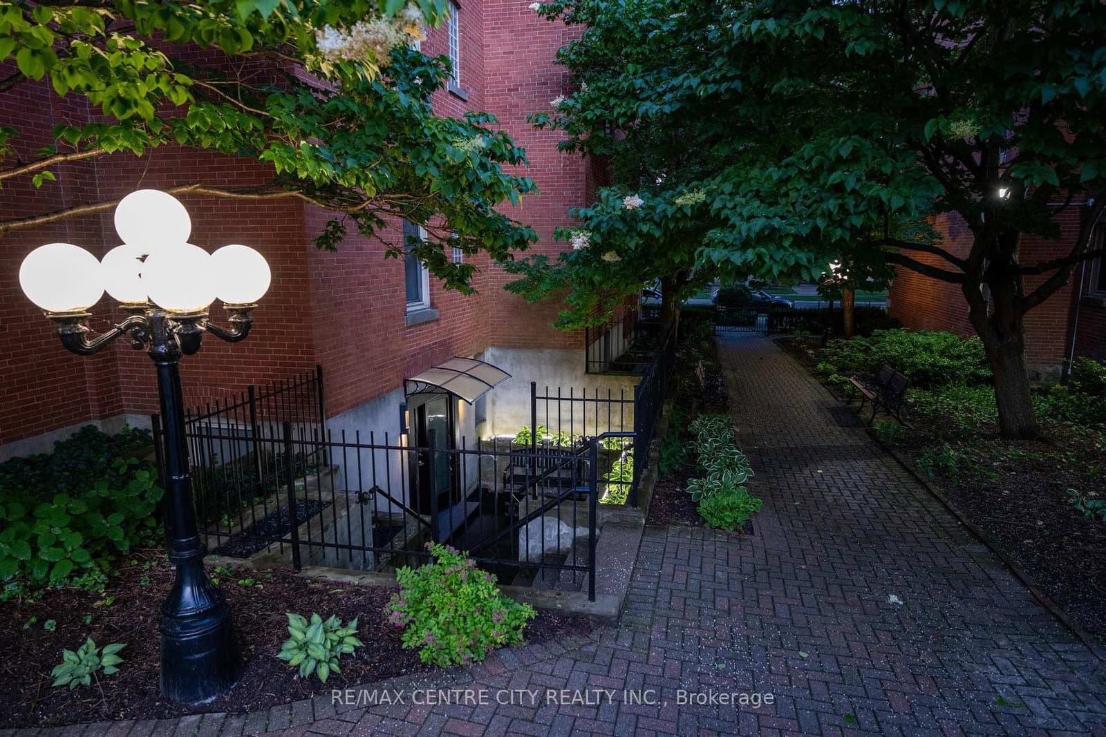Photo of Queens Avenue in London East · East F