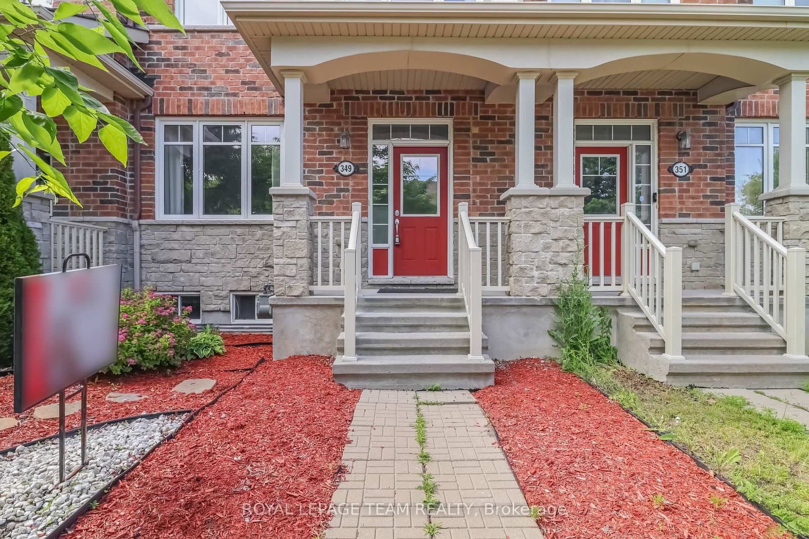 SWEETFLAG Street in Ottawa · Barrhaven - Longfields — photo 3