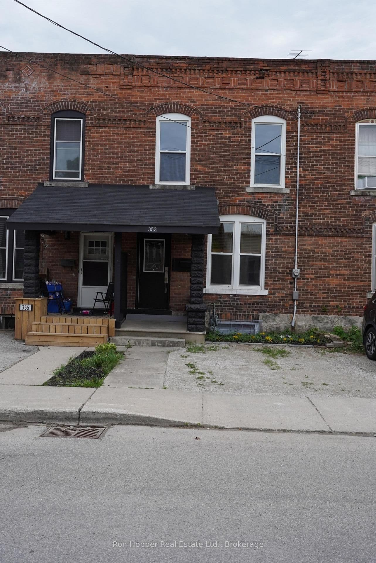 Photo of 11th Street in Owen Sound · Owen Sound