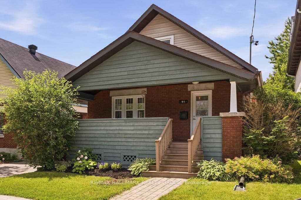 Photo of Marlborough Avenue in Ottawa · Sandy Hill