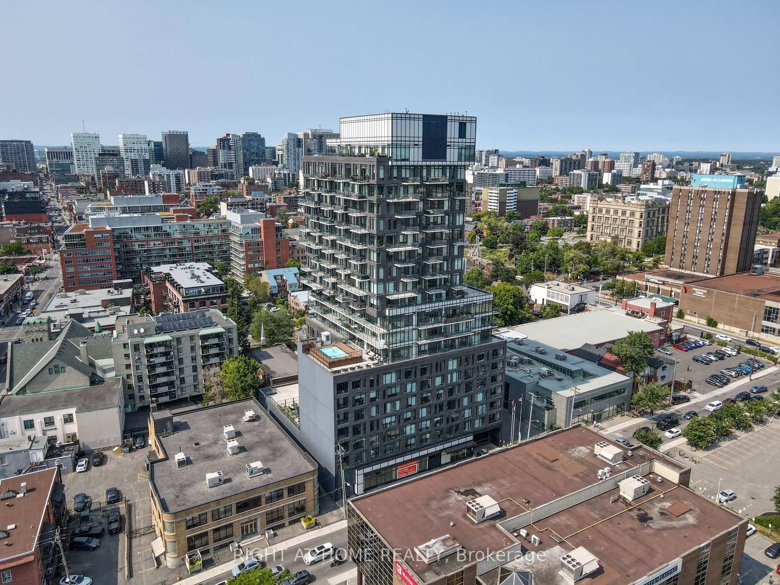 Photo of Catherine Street in Ottawa · Ottawa Centre