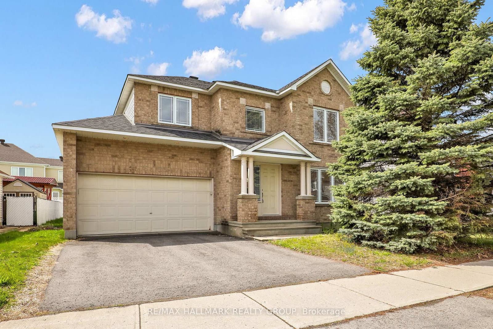 Photo of Aquaview Drive in Ottawa · Avalon East