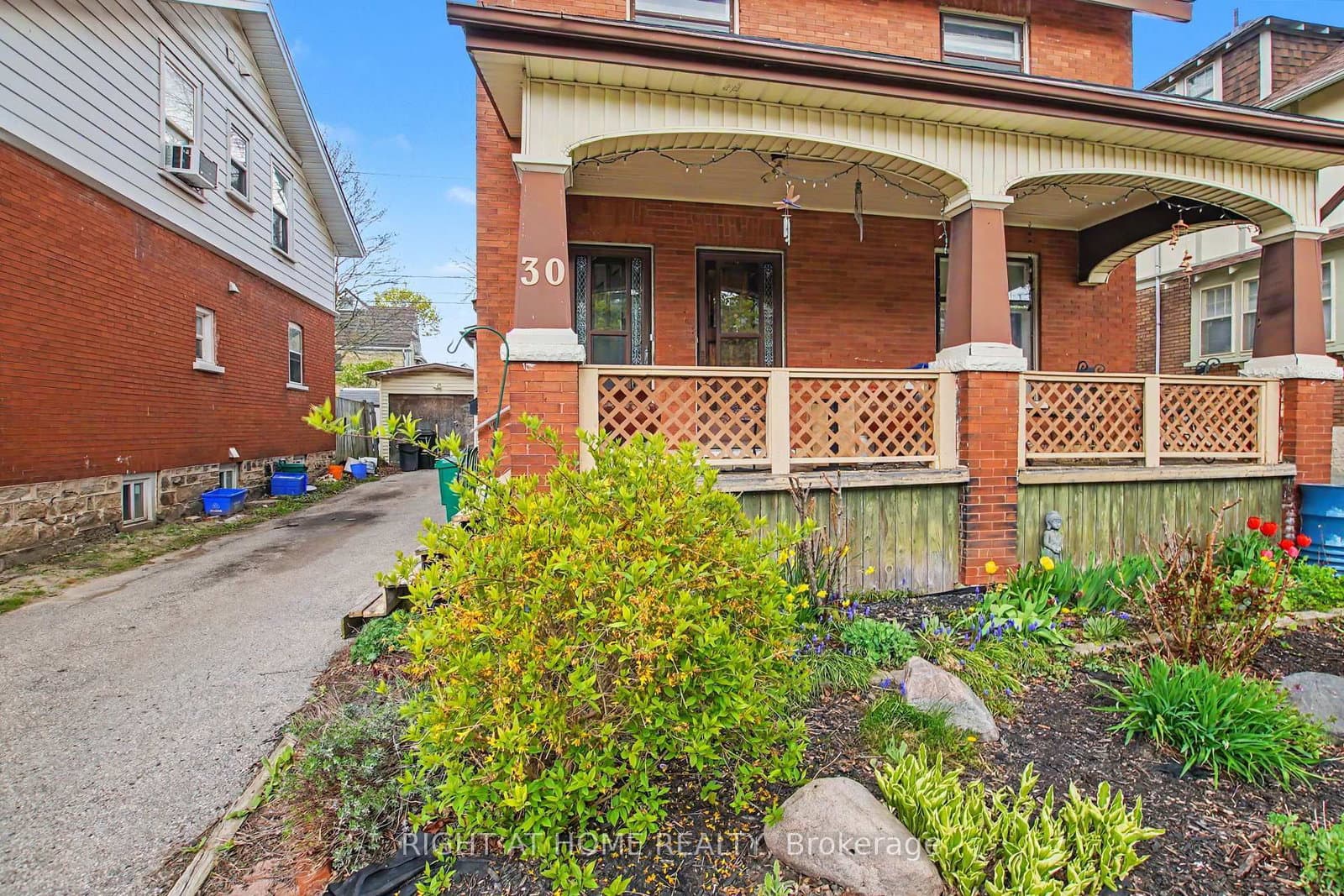Hohner Avenue in Kitchener — photo 3
