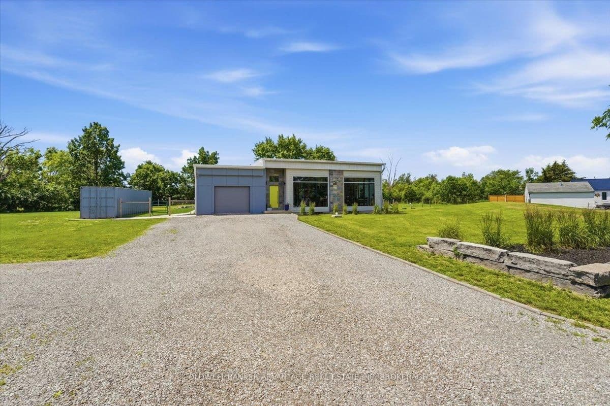 Doans Ridge Road in Welland · Cooks Mills — photo 2