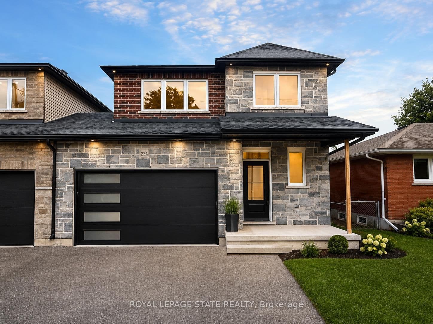 Photo of 22-A Alpine Avenue in Hamilton · Stoney Creek