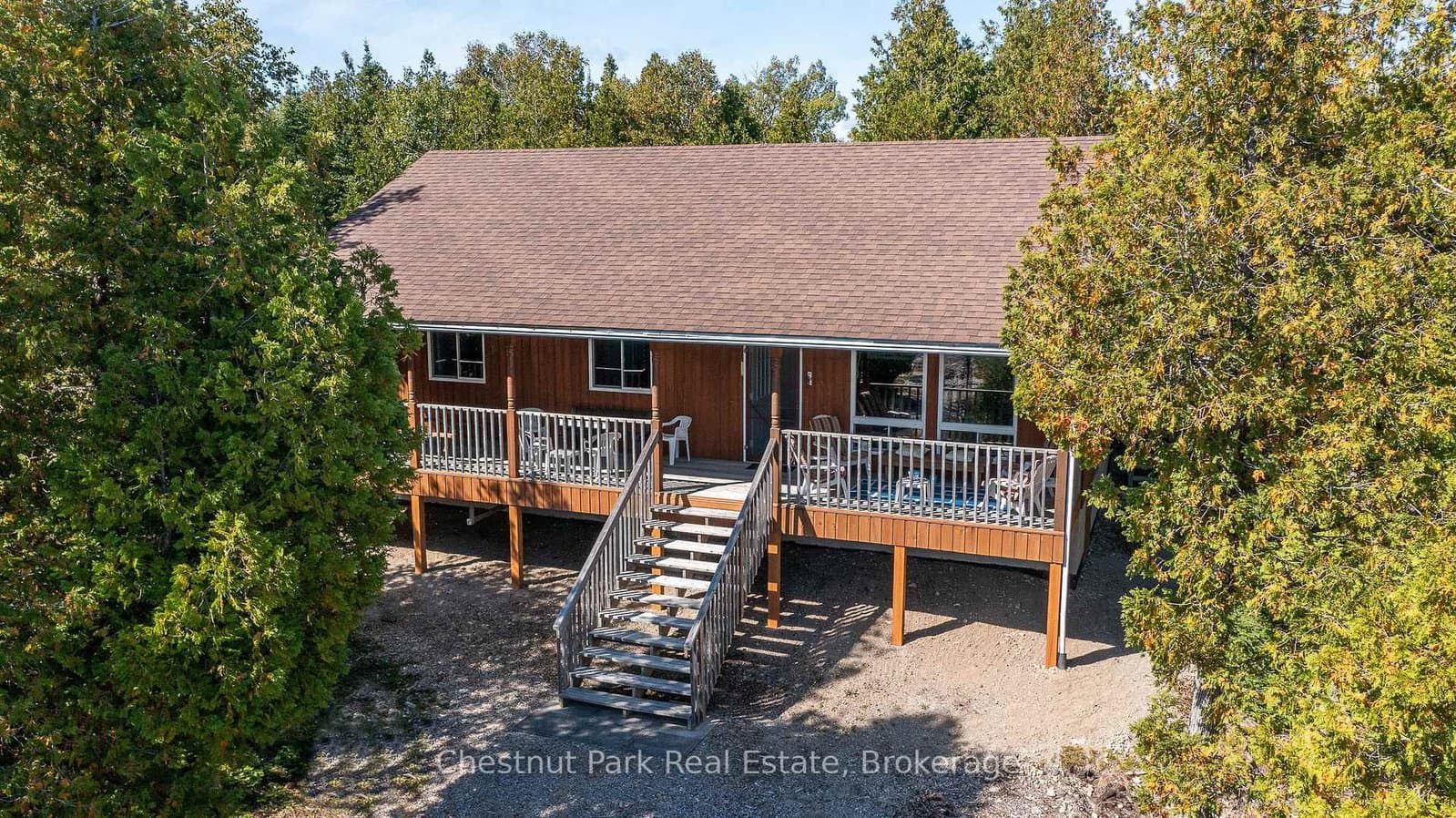 Eagle Road in Northern Bruce Peninsula · Northern Bruce Peninsula — photo 2