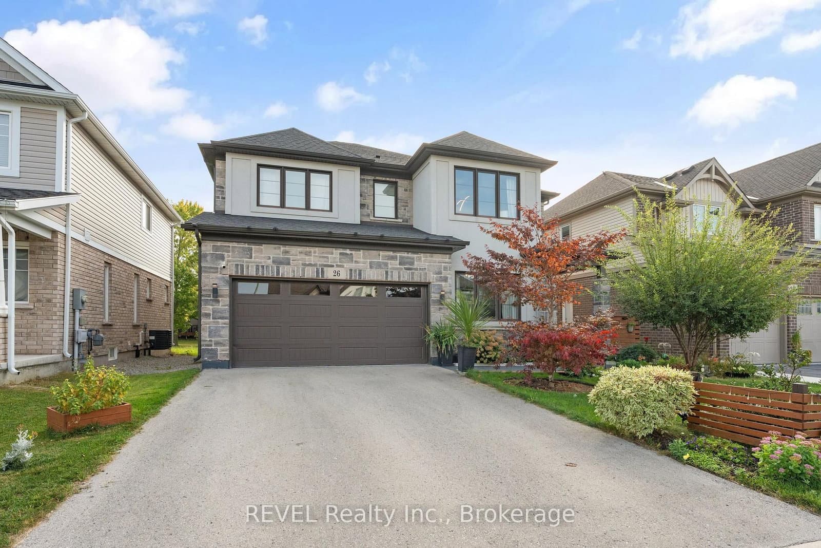 CROW Street in Welland · Coyle Creek — photo 2