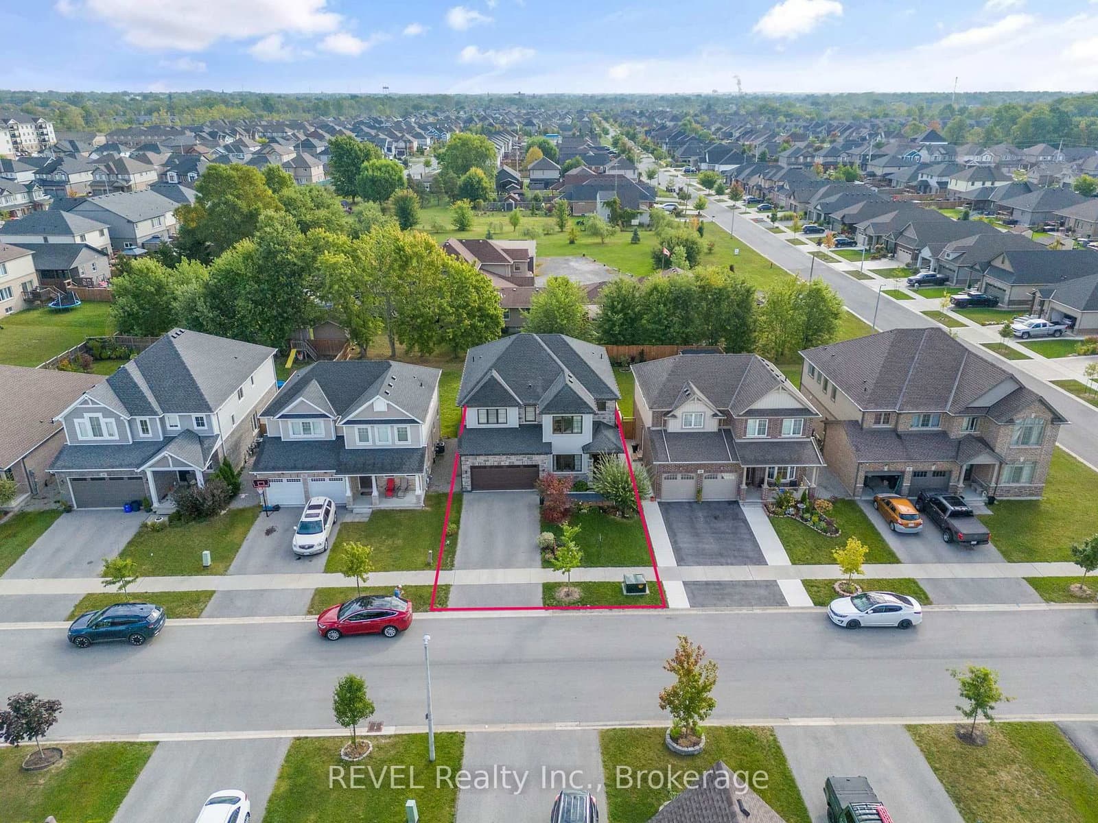 CROW Street in Welland · Coyle Creek — photo 3