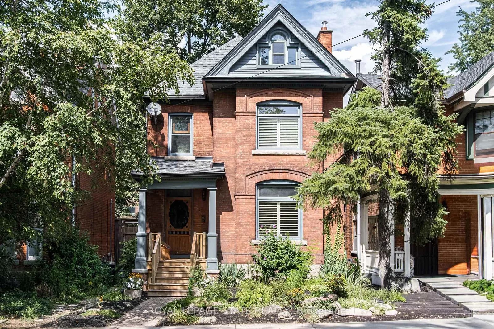 Photo of Markland Street in Hamilton · Durand