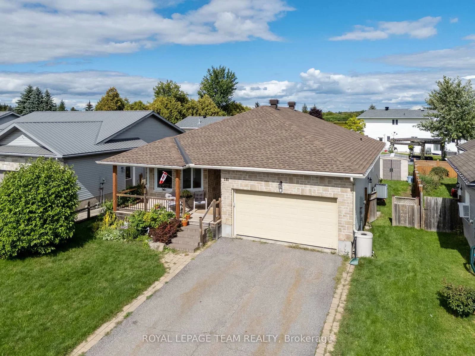 Raina Way in North Grenville · Kemptville — photo 2