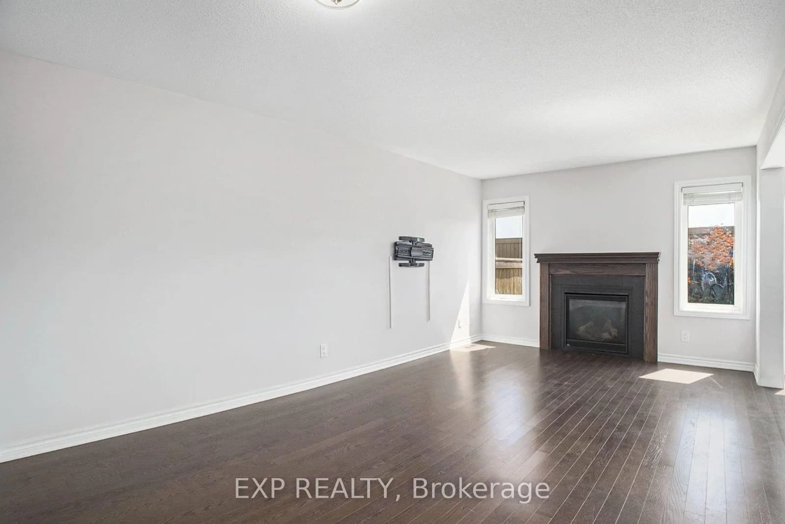 Willow Aster Circle in Ottawa · Avalon West — photo 3