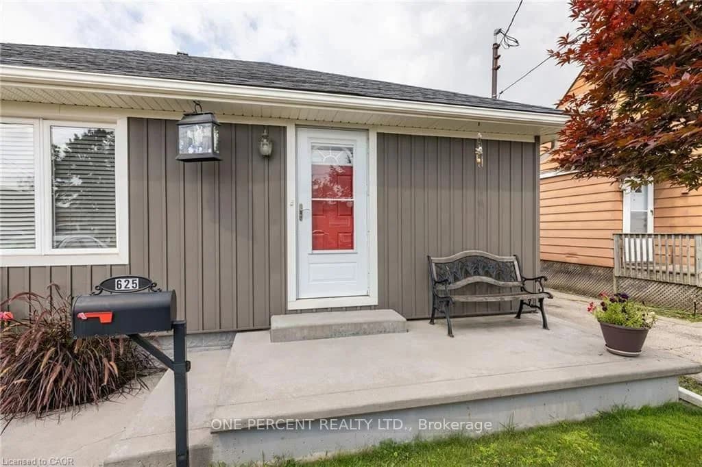 Tate Avenue in Hamilton · Parkview — photo 3