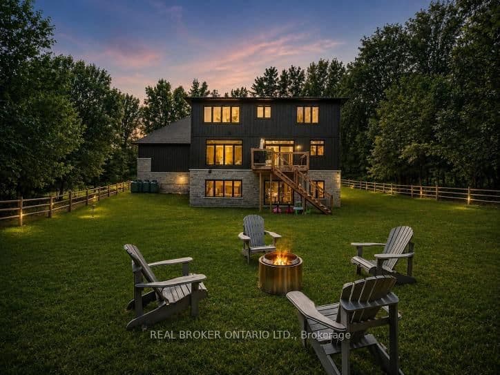Mineral Springs Road in Hamilton · Rural Ancaster — photo 2