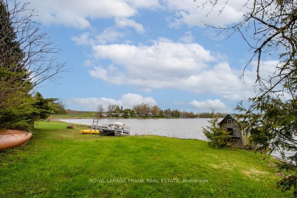 Dickie Road in Kawartha Lakes · Emily — photo 2