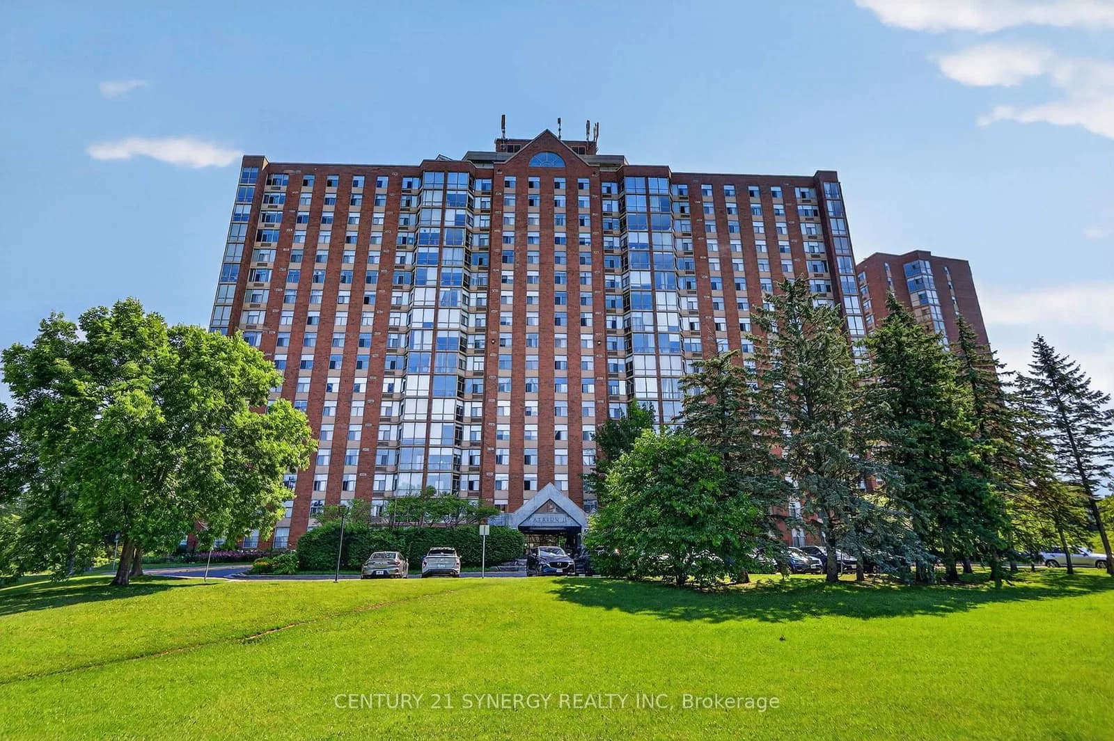 Photo of Carousel Crescent in Ottawa · Emerald Woods/Sawmill Creek