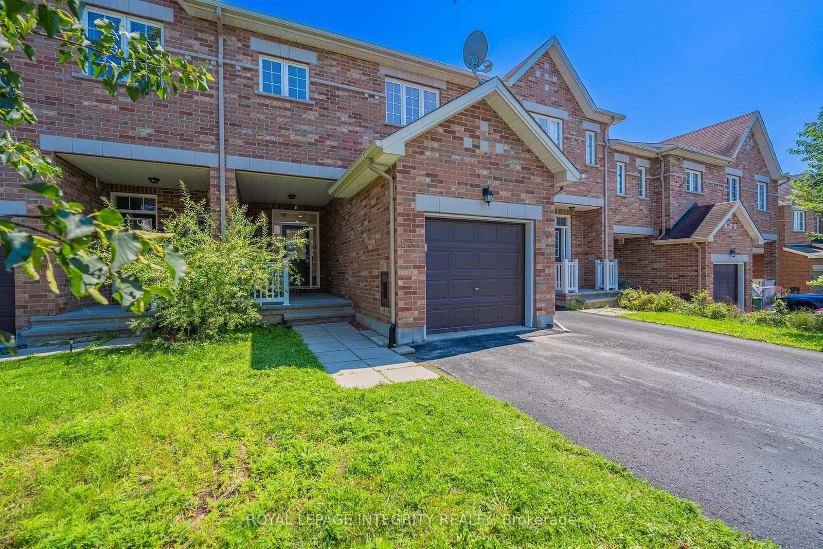 REMNOR Avenue in Ottawa · Kanata - Kanata Lakes/Heritage Hills — photo 3