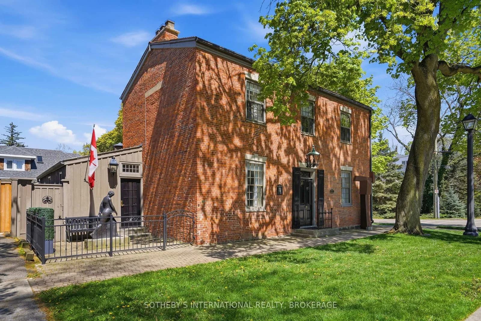 Photo of Prideaux Street in Niagara-on-the-Lake · Town