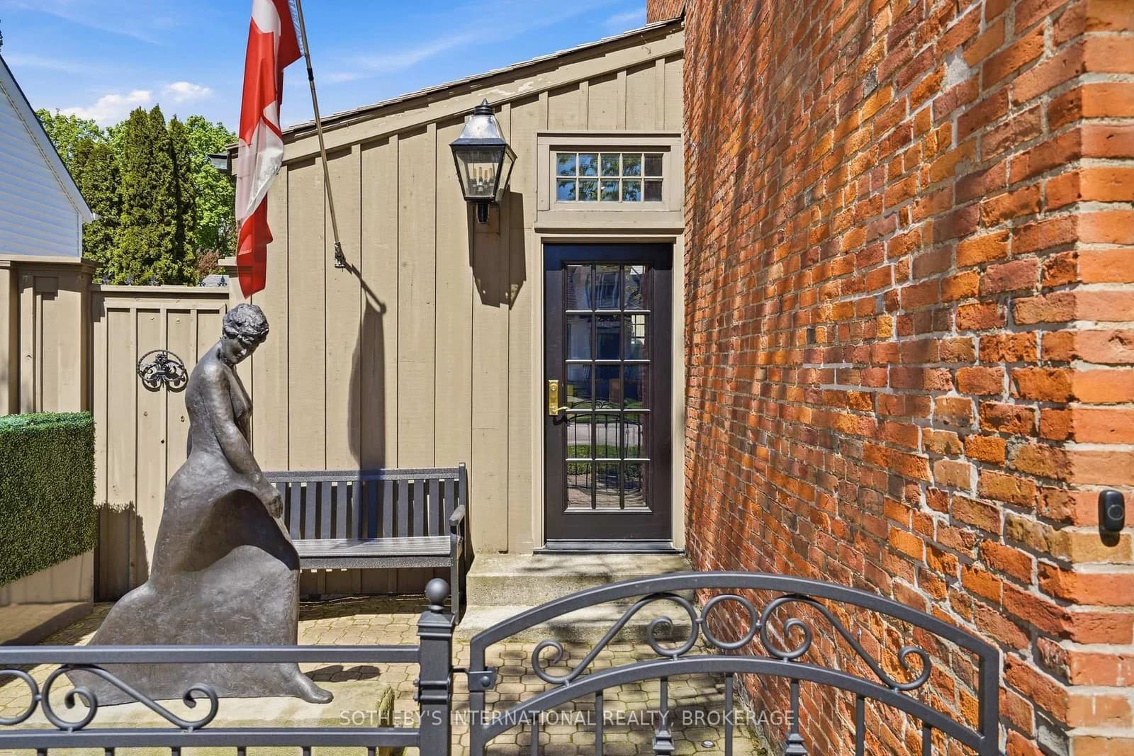 Prideaux Street in Niagara-on-the-Lake · Town — photo 2
