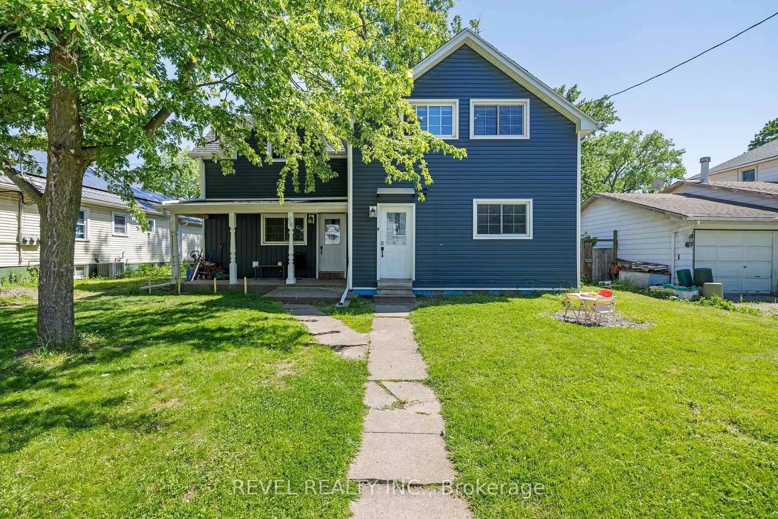 Photo of Chestnut Street in St. Catharines · Secord Woods