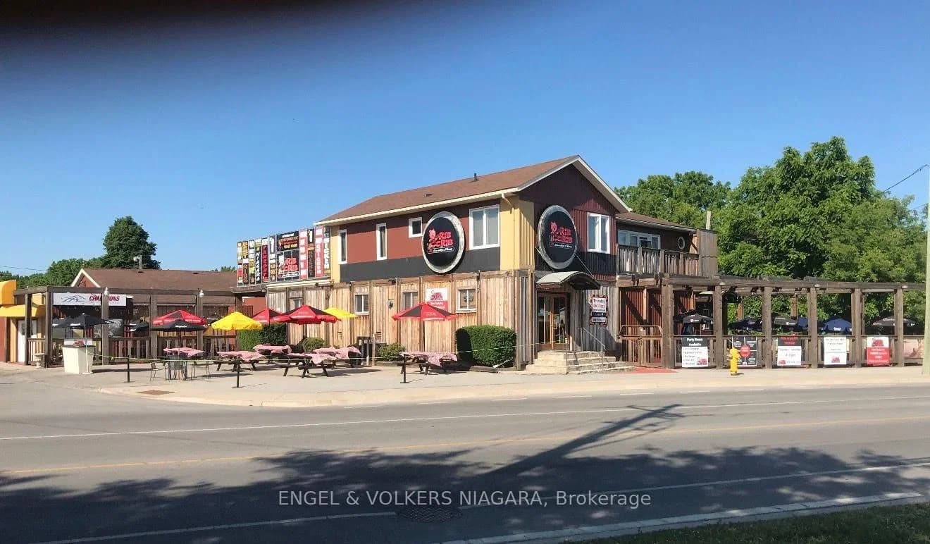 Photo of Lakeport Road in St. Catharines · Port Dalhousie