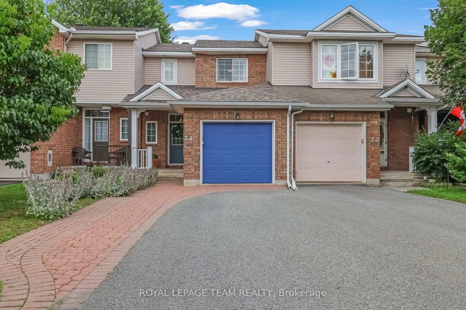 Photo of Milner Downs Crescent in Kanata · Emerald Meadows/Trailwest