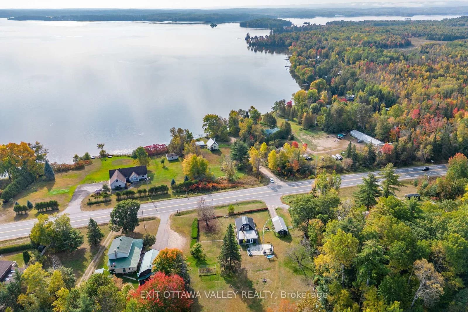 60 Highway in Golden Lake · North Algona/Wilberforce Twp — photo 3