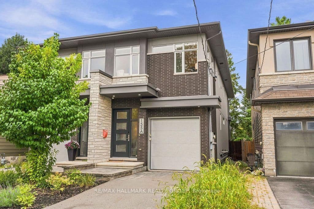Photo of 155-A Buell Street in Ottawa · Westboro/Hampton Park