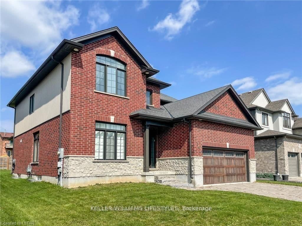Photo of HICKORYSTICK in London North · North R