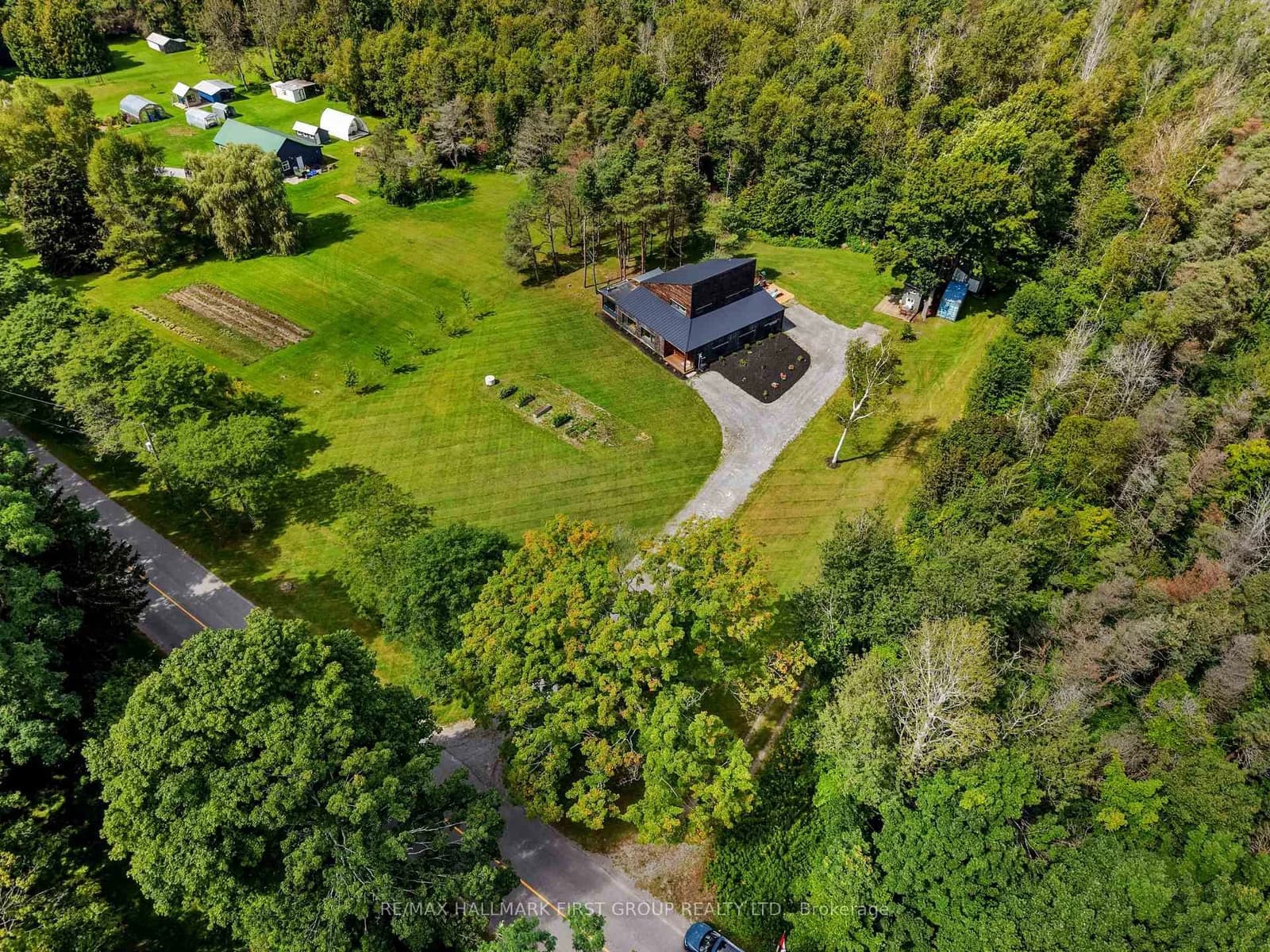 Lakeport Road in Alnwick/Haldimand · Grafton — photo 2