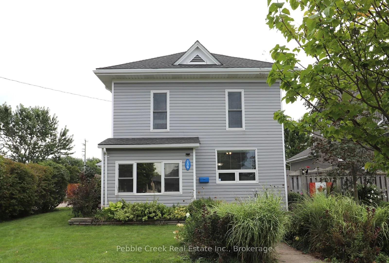 Photo of Picton Street in Goderich · Goderich (Town)