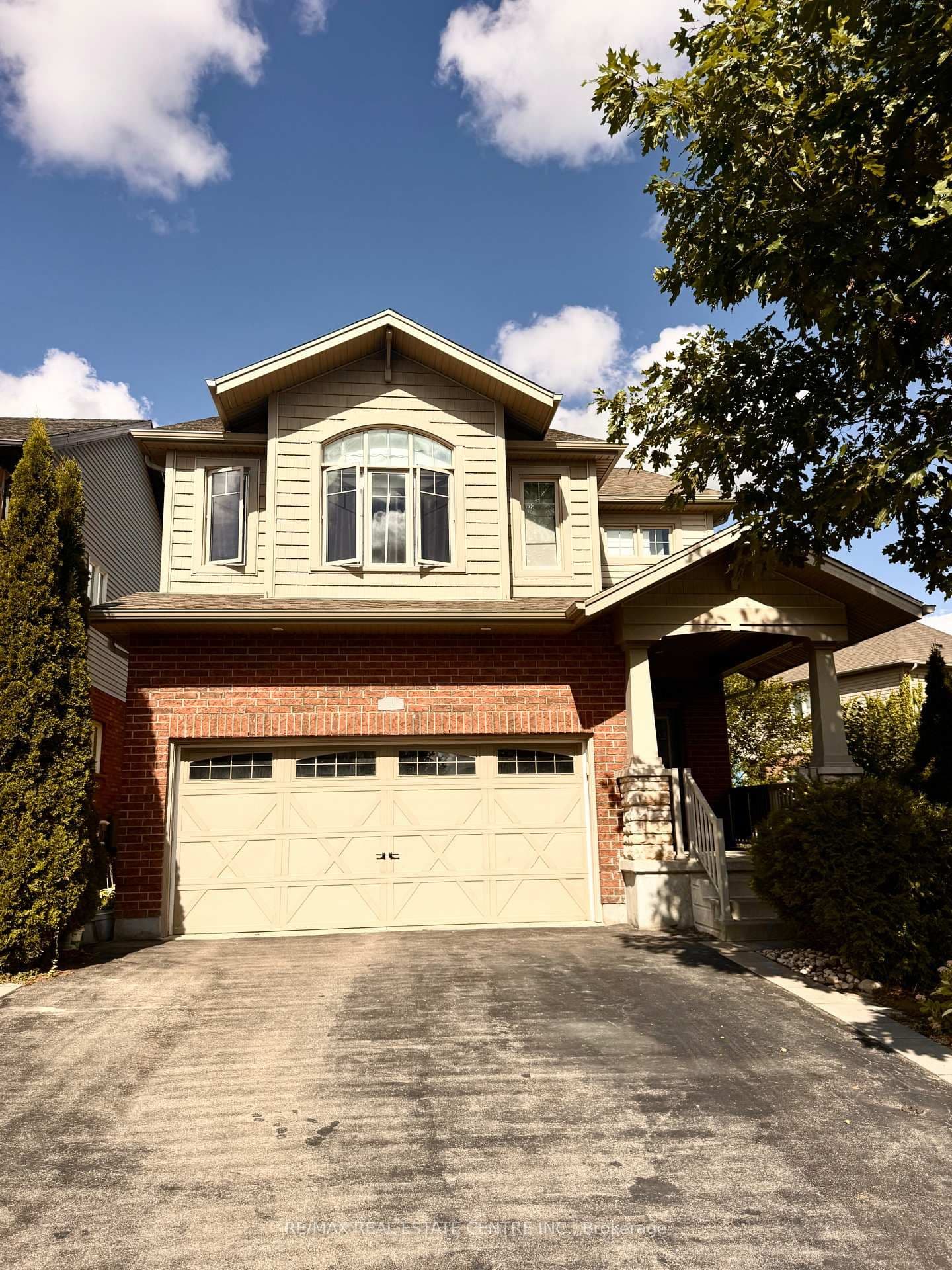 Photo of Hodgson Drive in Guelph · Pineridge/Westminster Woods