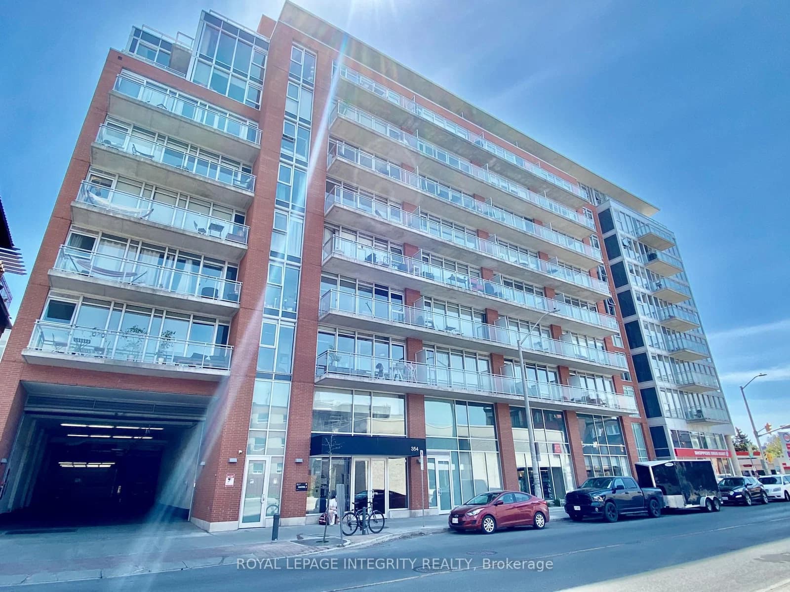 Photo of Gladstone Avenue in Ottawa · Ottawa Centre
