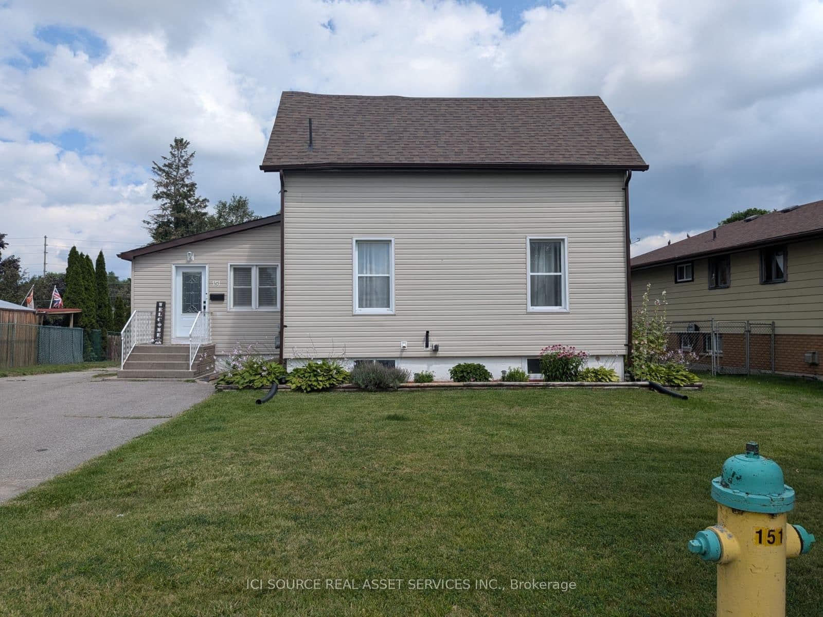 Photo of Singleton Drive in Belleville · Belleville Ward