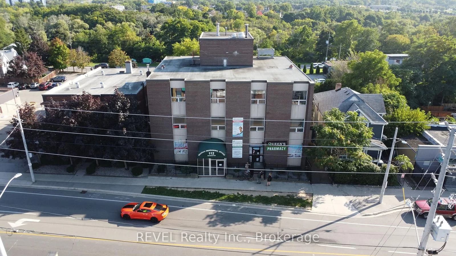 Photo of Queenston Street in St. Catharines · E. Chester