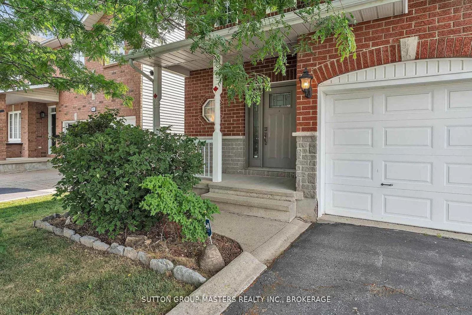 Emerald Street in Kingston · City Northwest — photo 3