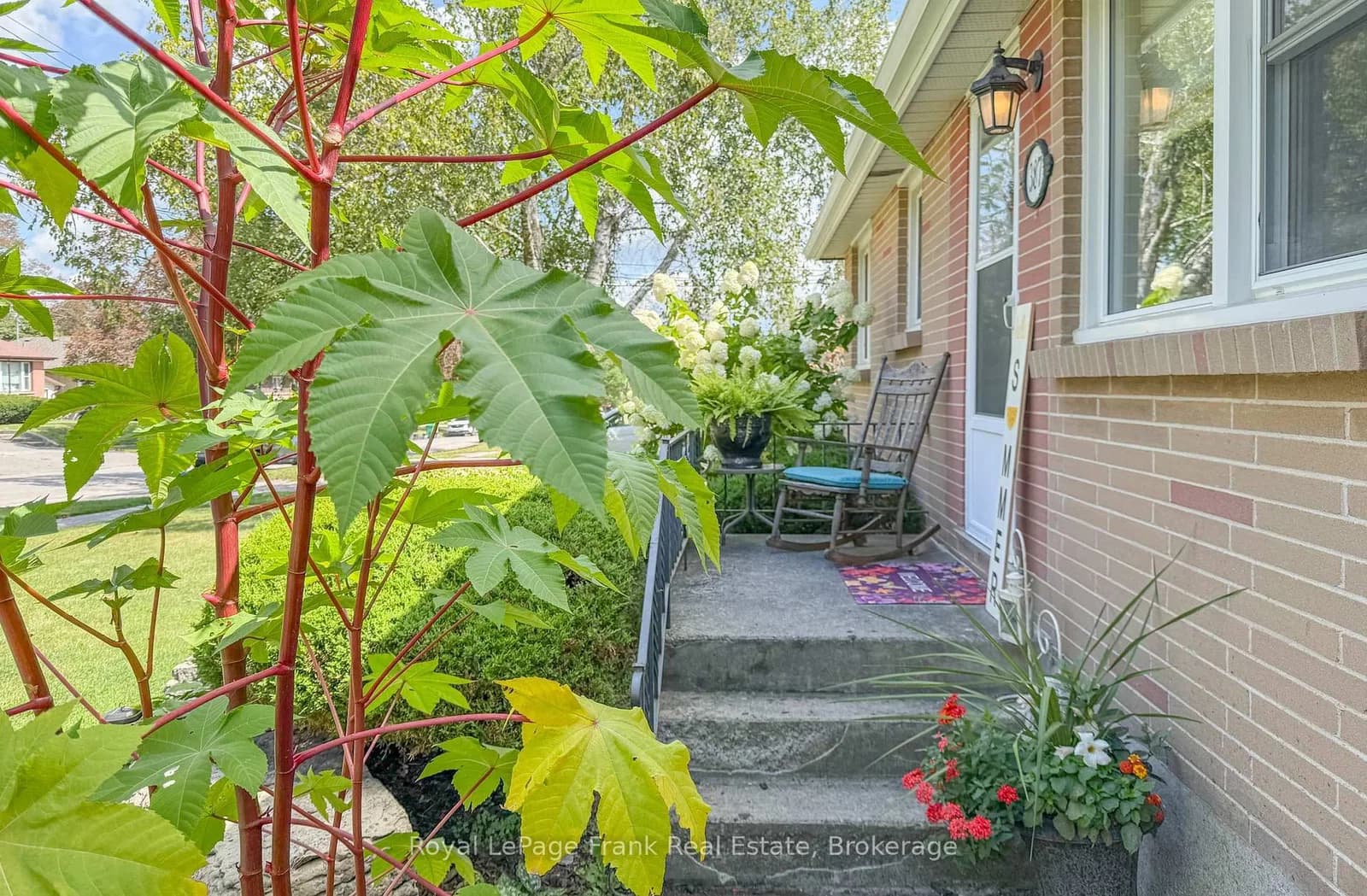 Aberdeen Avenue in Peterborough · Northcrest Ward 5 — photo 3