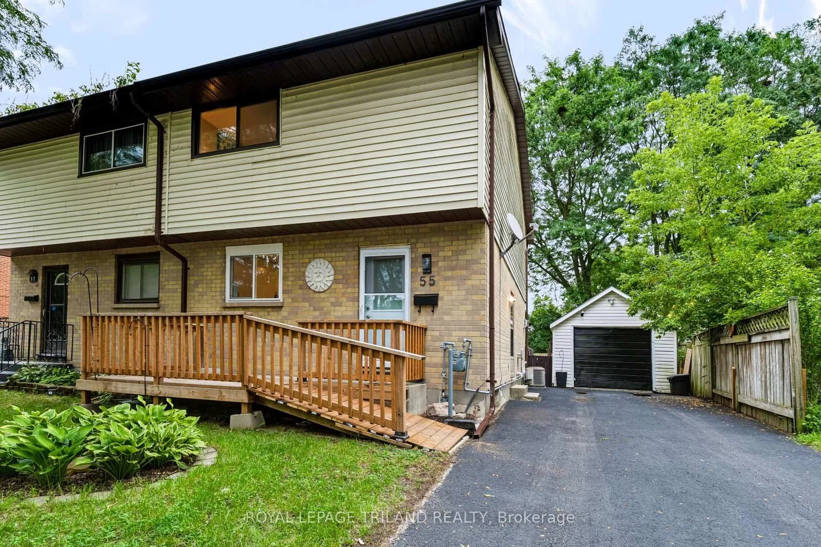 Photo of Mohegan Crescent in London East · East D
