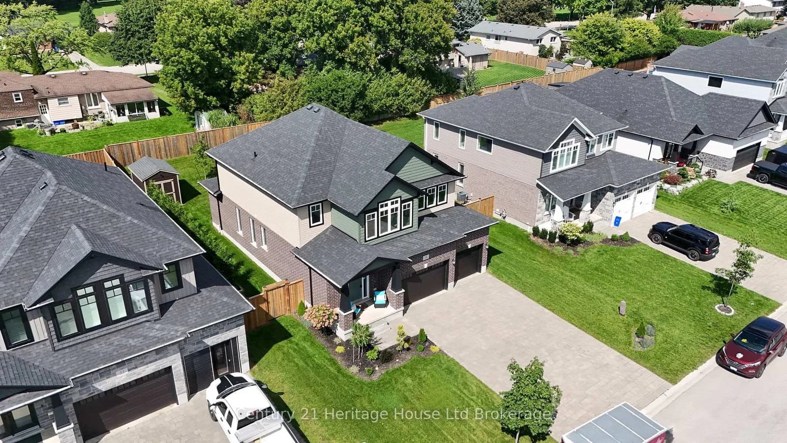 Darlison Drive in Zorra · Thamesford — photo 3