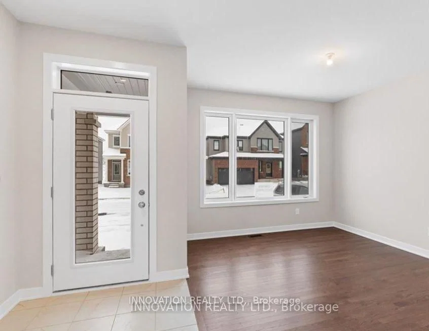 Eminence Street in Ottawa · Barrhaven - Half Moon Bay — photo 2