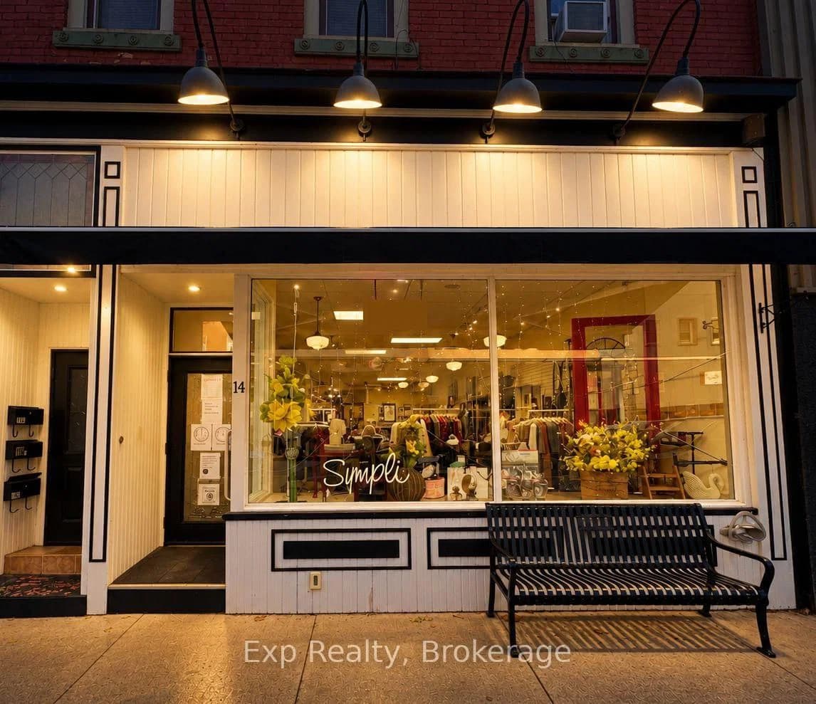 Photo of Dundas Street in Greater Napanee · Greater Napanee