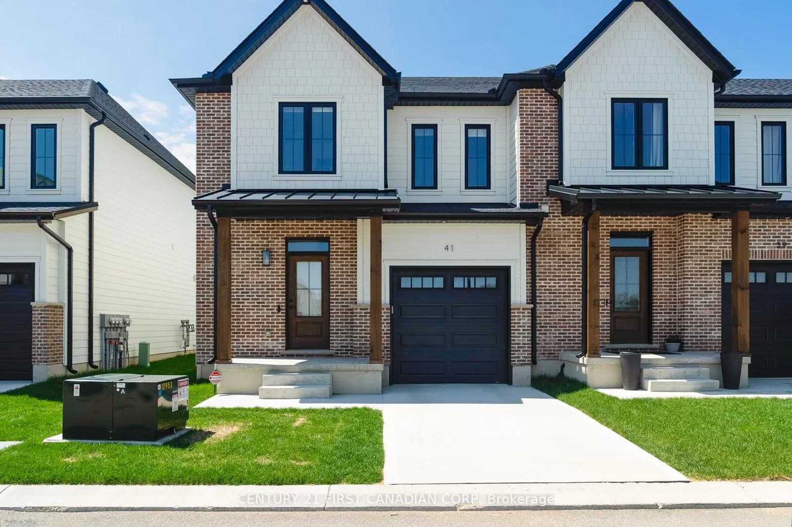 Scotts Drive (24) in Lucan Biddulph · Lucan — photo 3