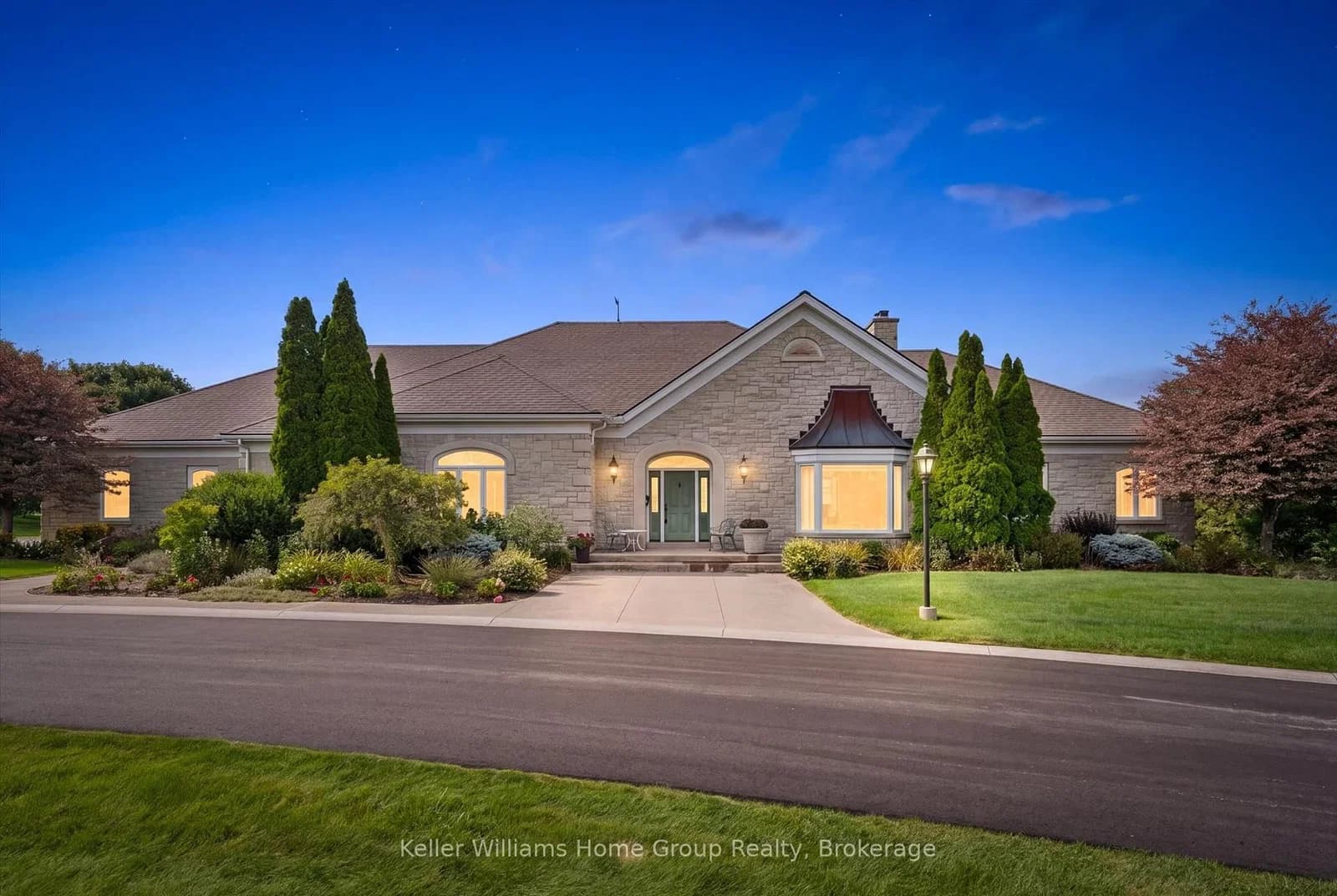 Serena Lane in Guelph · Pineridge/Westminster Woods — photo 2