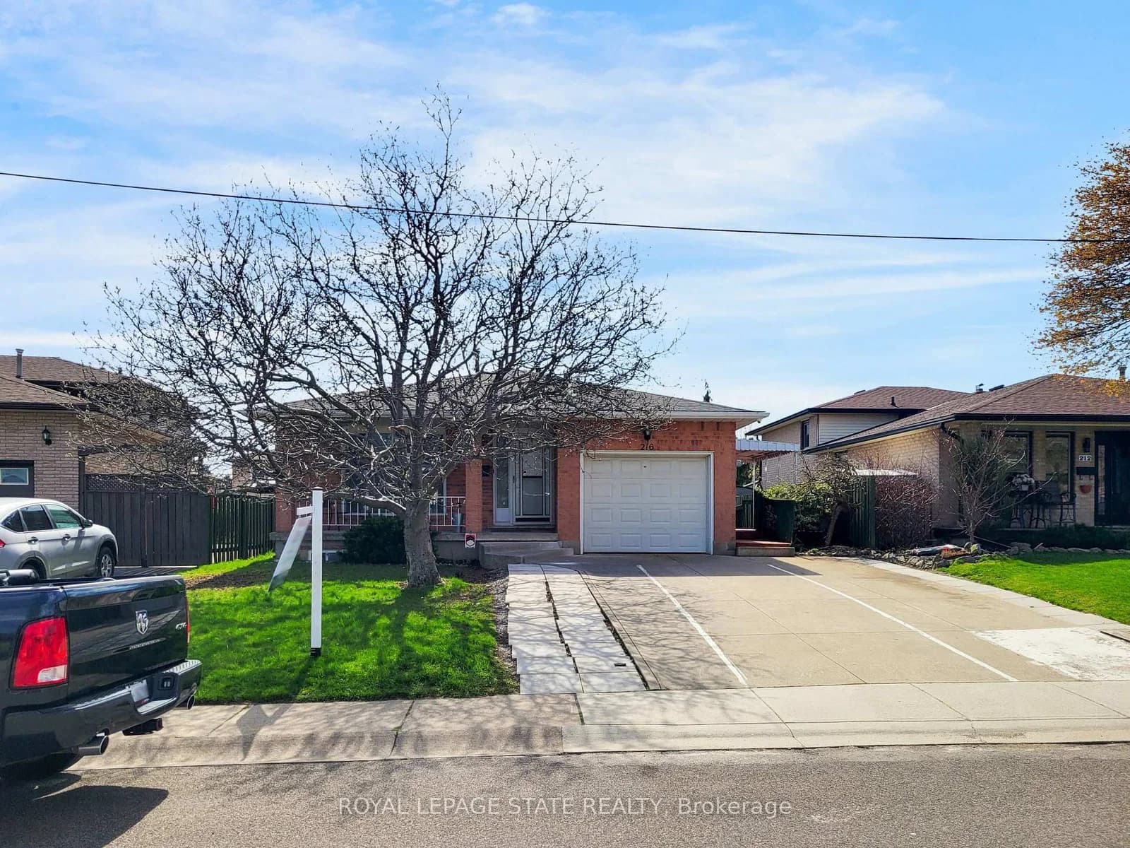 Photo of Ravenbury Drive in Hamilton · Randall