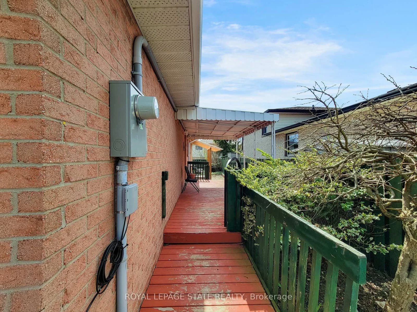 Ravenbury Drive in Hamilton · Randall — photo 2