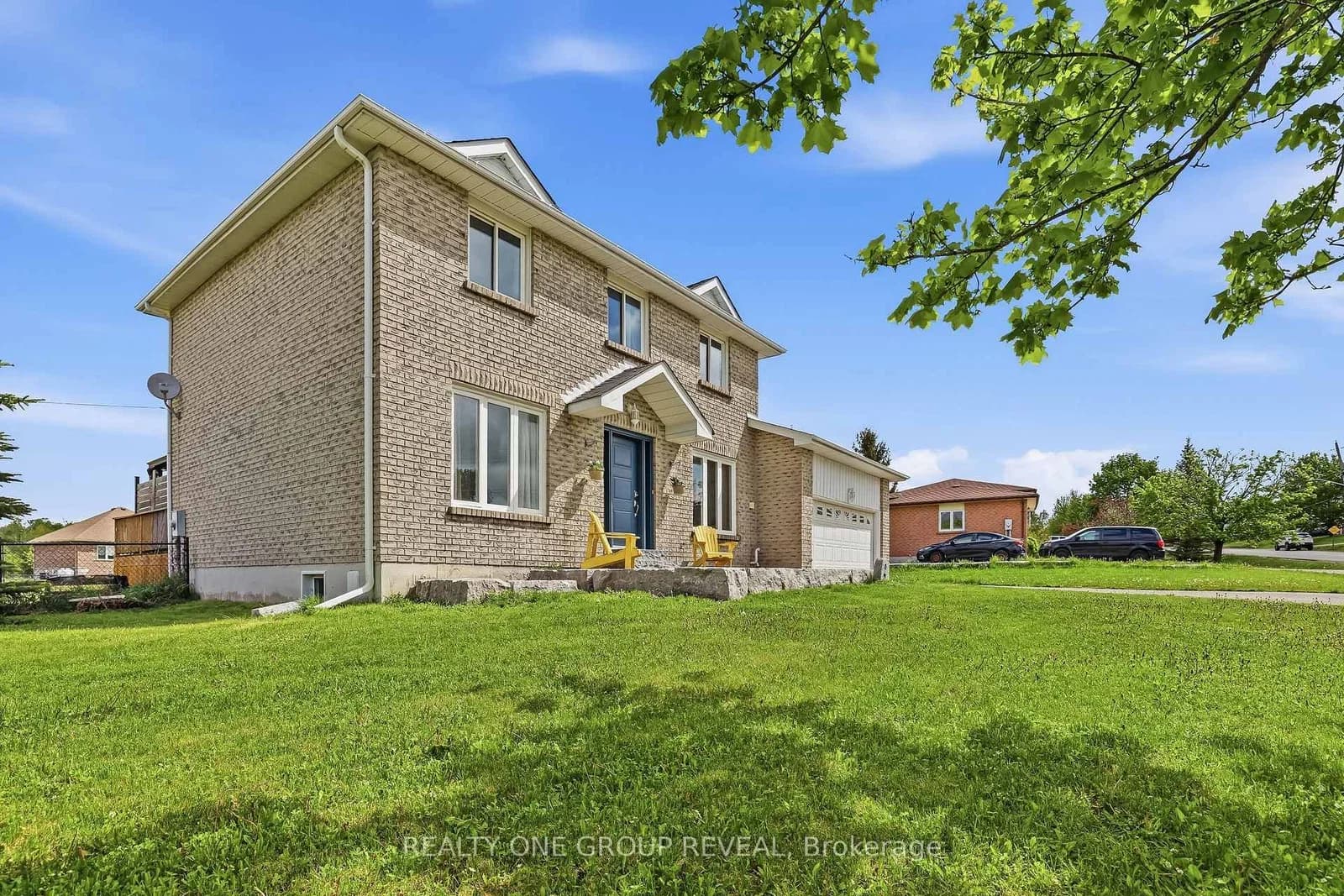 Mancini Dr Drive in Kawartha Lakes · Woodville — photo 3