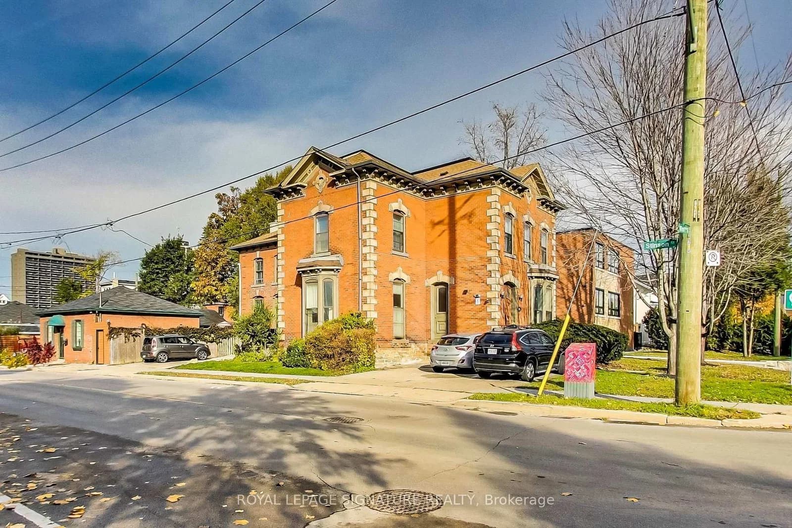 West Avenue in Hamilton · Corktown — photo 2